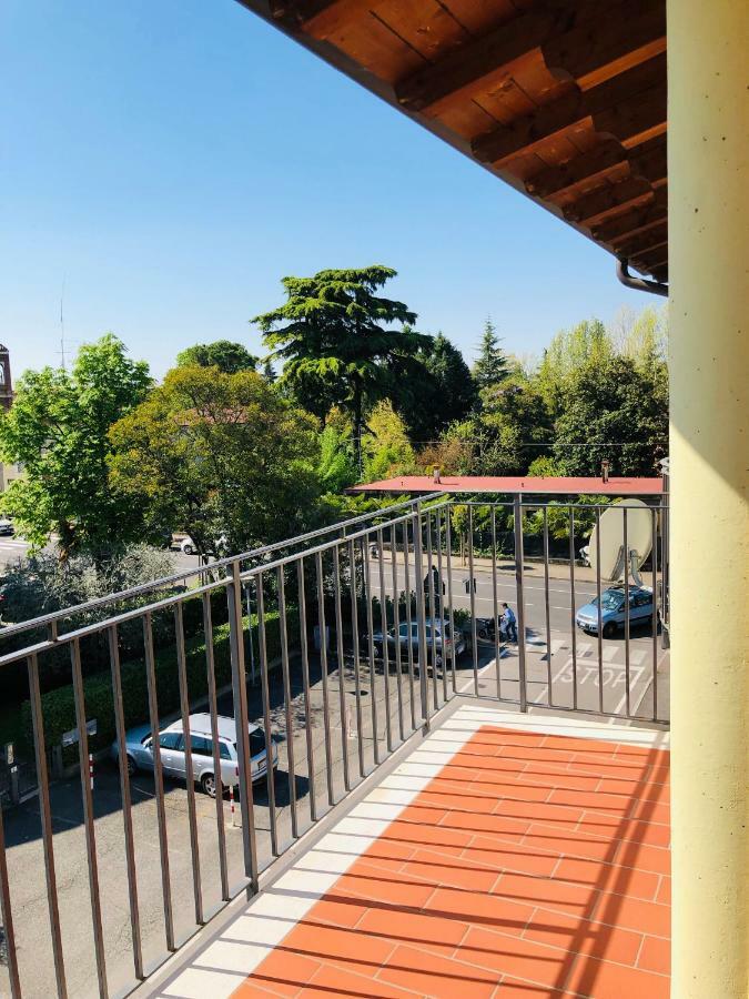 Appartamento Peschiera - Zona Ospedale Pederzoli Peschiera del Garda Exterior foto