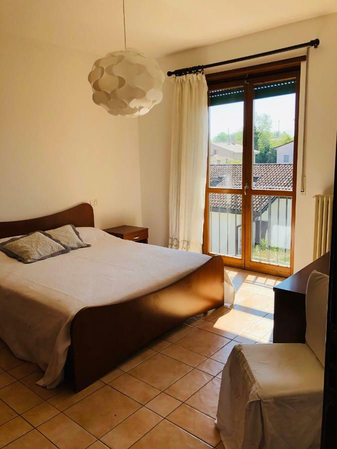 Appartamento Peschiera - Zona Ospedale Pederzoli Peschiera del Garda Exterior foto